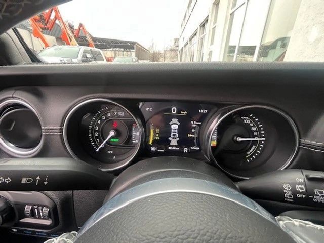 Jeep Wrangler Hybrid Sahara