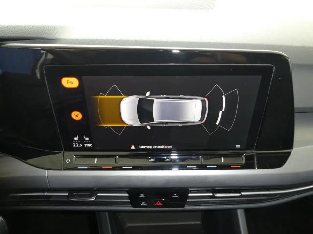 Volkswagen Golf Style Variant