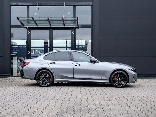 BMW 330 330e M-Sport Sedan xDrive
