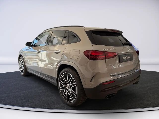 Mercedes-Benz GLA 200 4MATIC AMG Line GLA 200 d