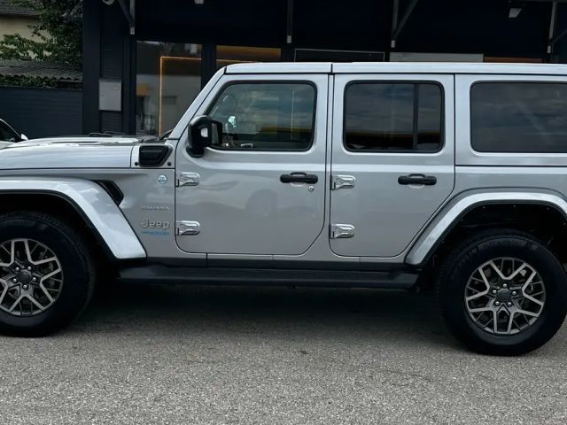 Jeep Wrangler 4xe Sahara