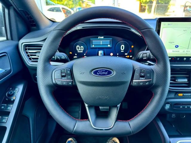 Ford Focus ST Line Wagon