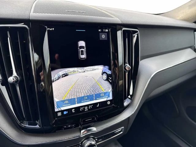 Volvo XC60 Dark Plus