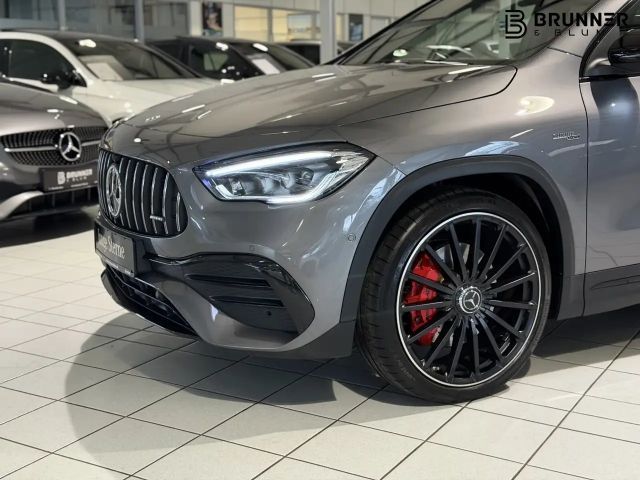 Mercedes-Benz GLA 35 AMG 4MATIC AMG Line