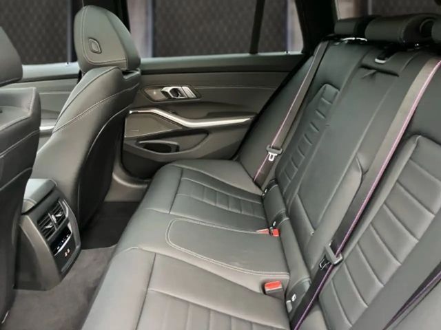 BMW 330 330e Touring xDrive