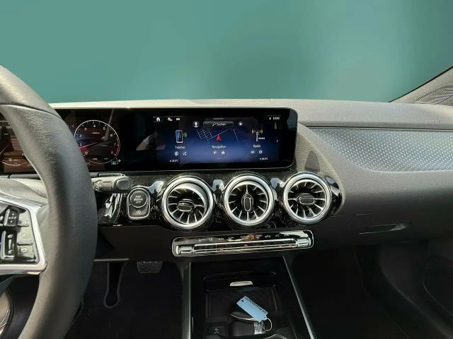 Mercedes-Benz B 200 Progressive