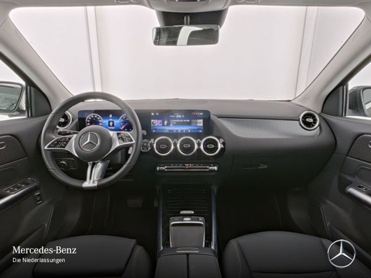 Mercedes-Benz GLA 180 Progressive