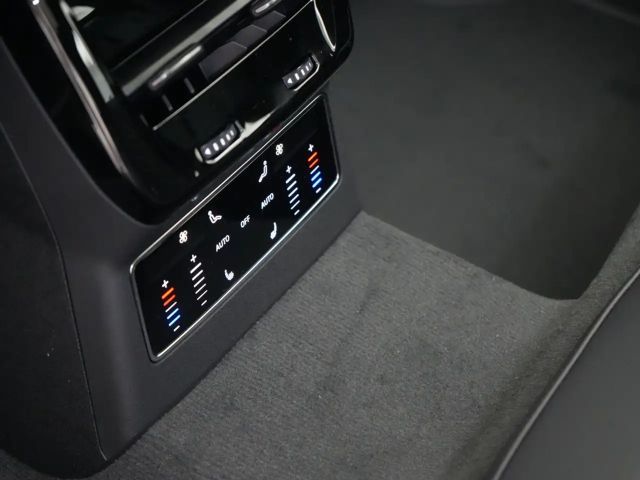 Audi A6 Avant Quattro