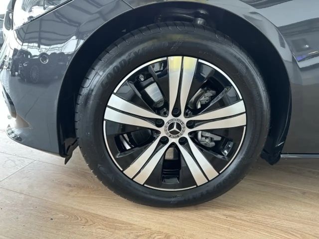 Mercedes-Benz C 220 AVANTGARDE C 220 d Estate