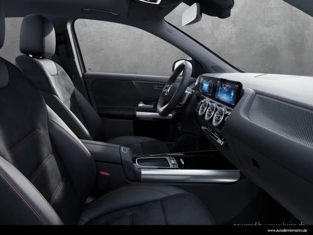 Mercedes-Benz GLA 200 AMG Line