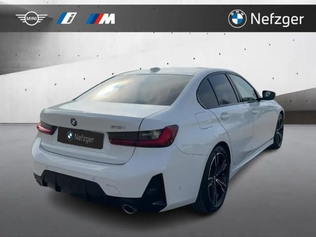 BMW 318 318i M-Sport Sedan