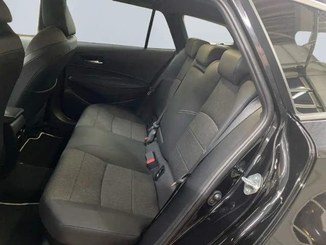 Toyota Corolla Hybride Team D