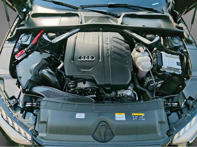 Audi A4 35 TFSI Avant S-Line