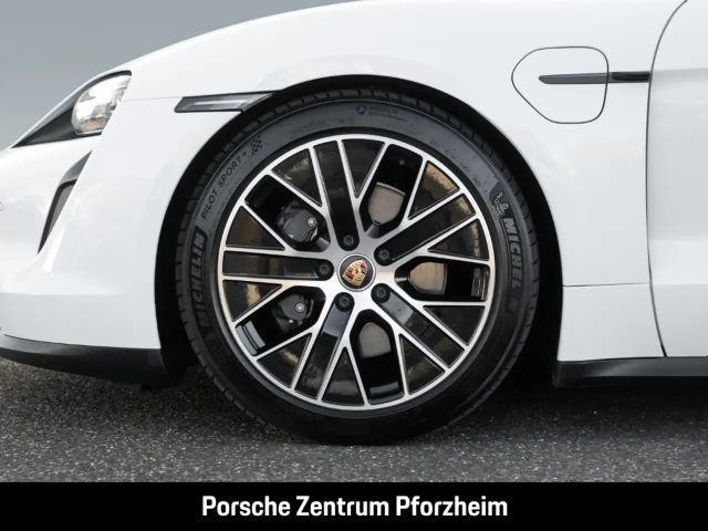 Porsche Taycan InnoDrive Luftfederung Rückfahrkamera
