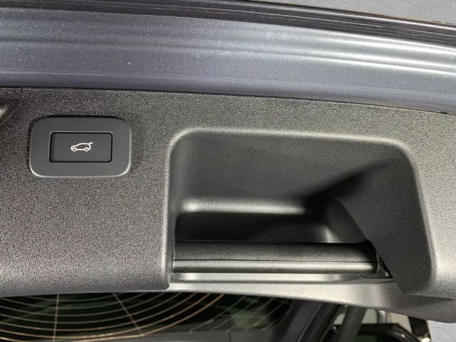 Land Rover Discovery Sport AWD D200 Dynamic SE