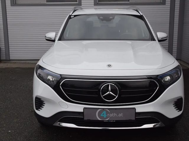 Mercedes-Benz EQB 300 4MATIC