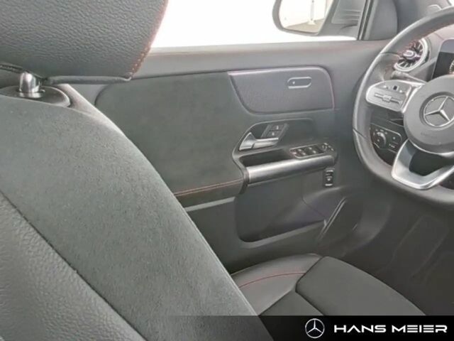 Mercedes-Benz EQA 350 4MATIC AMG Line