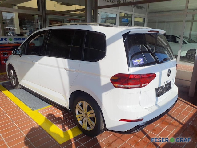 Volkswagen Touran 1.5 TSI DSG R-Line