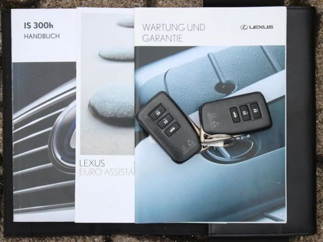 Lexus IS-Serie Premium