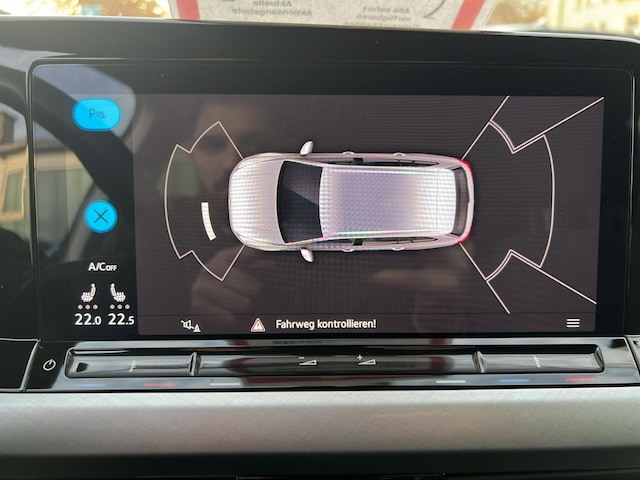 Volkswagen Golf 2.0 TDI DSG Life Variant