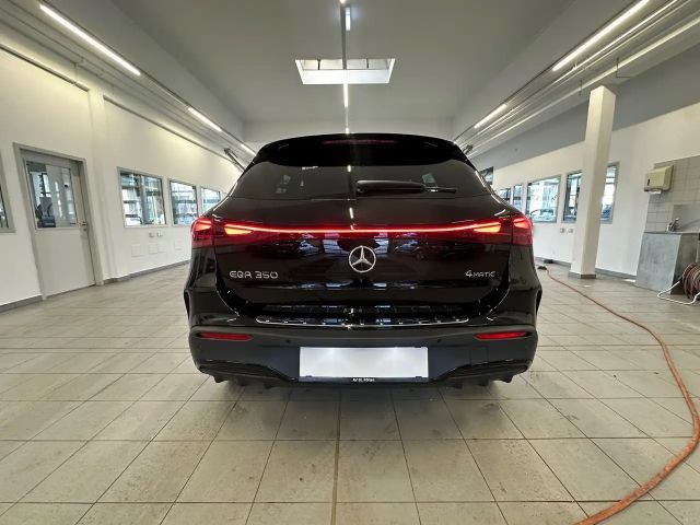 Mercedes-Benz EQA 350 4MATIC AMG Line