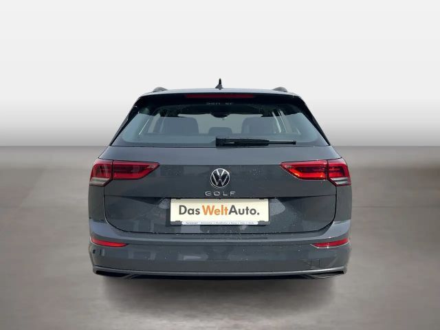 Volkswagen Golf Life Variant