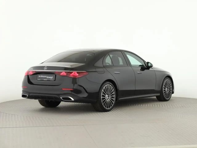 Mercedes-Benz E 220 E 220 d Sedan