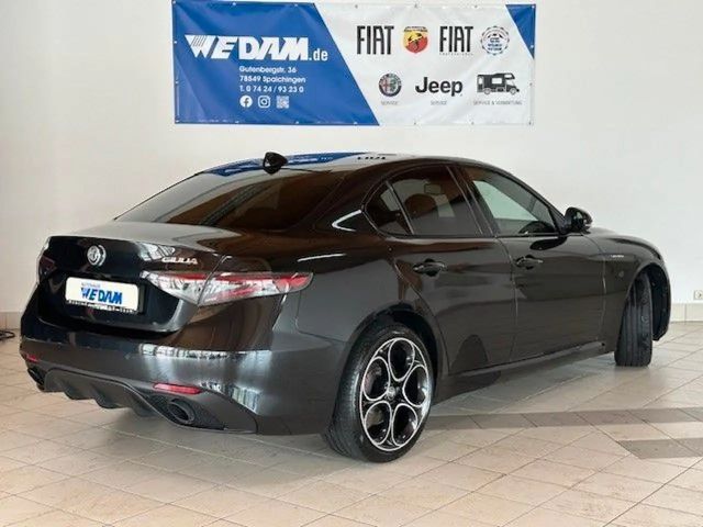 Alfa Romeo Giulia AT8 Q4 Veloce