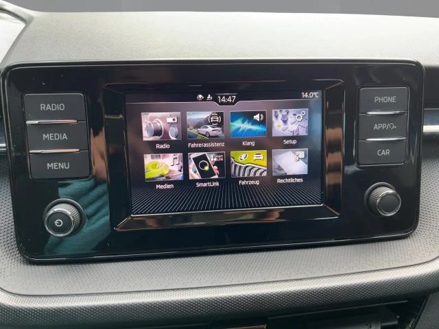 Skoda Fabia 1.0MPI Klima LED-Scheinwerfer Bordcomputer