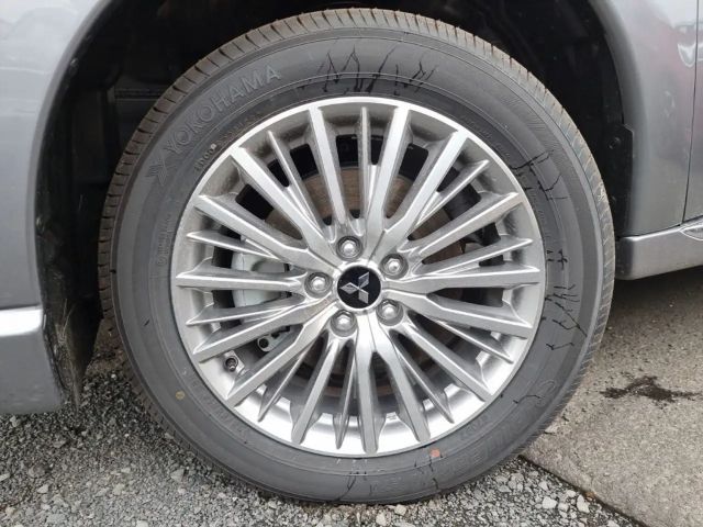 Mitsubishi Outlander AHK WR App-Navi PDC Kamera DAB