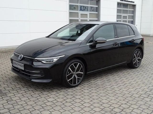Volkswagen Golf 1.5 eTSI DSG