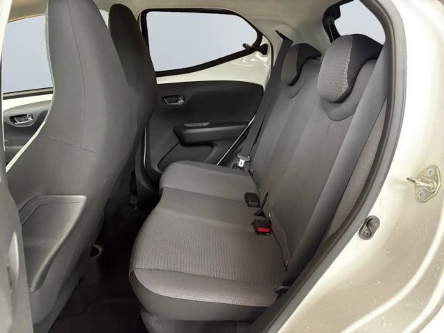 Toyota Aygo Hatchback Play Team D X-play