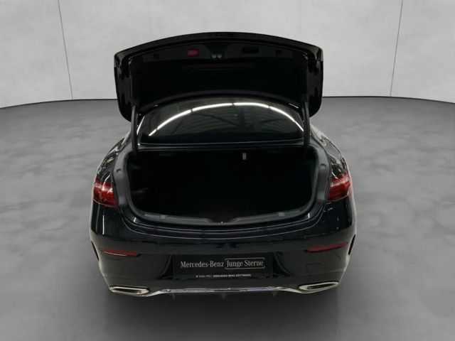 Mercedes-Benz E 200 Coupé