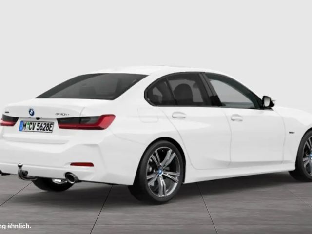 BMW 330 330e Sedan xDrive