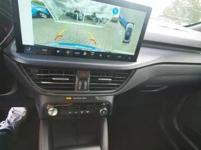 Ford Kuga Plug in Hybrid ST Line X