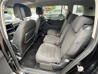 Volkswagen Touran DSG R-Line