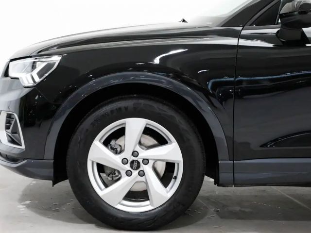Audi Q3 35 TFSI S-Tronic