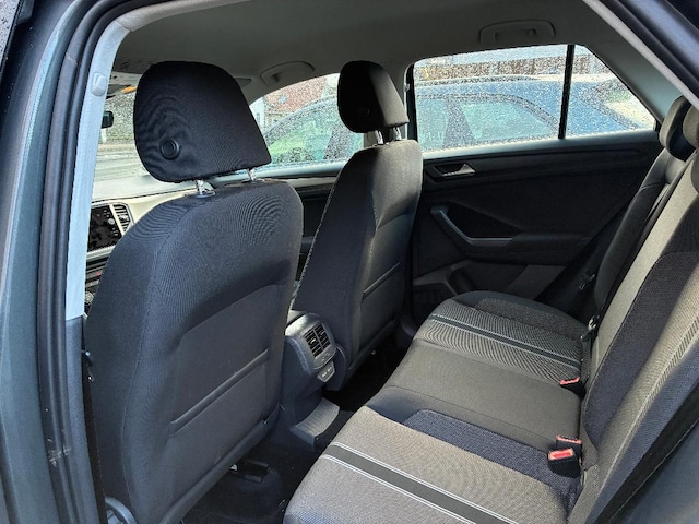 Volkswagen T-Roc T-ROC 1.0    CL   BT081 TSIM6F