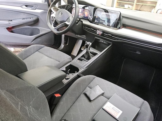 Volkswagen Golf 1.5 TSI Life Variant