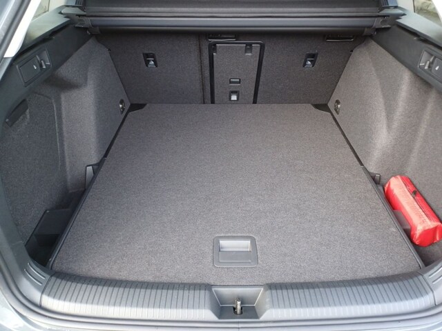 Volkswagen Golf 1.5 eTSI DSG Variant