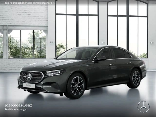 Mercedes-Benz E 200 AVANTGARDE Sedan