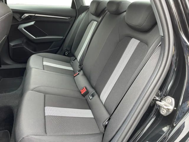 Audi A3 35 TDI S-Tronic Sedan