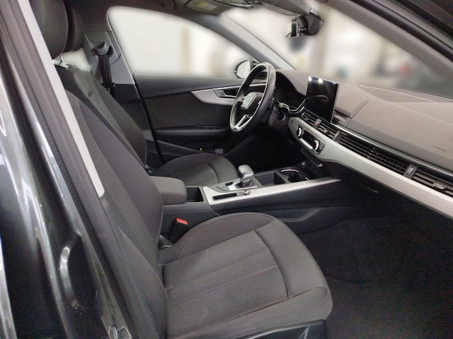 Audi A4 40 TFSI Avant S-Line S-Tronic