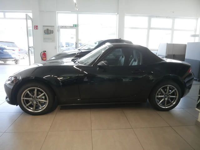 Mazda MX-5 Exclusive-line SkyActiv