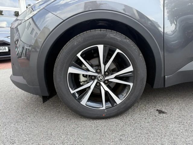 Toyota C-HR Hybride Team D