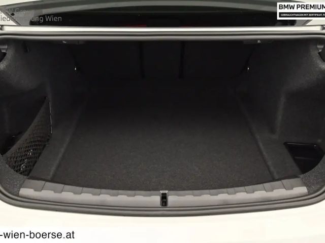 BMW 320 320d Sedan xDrive