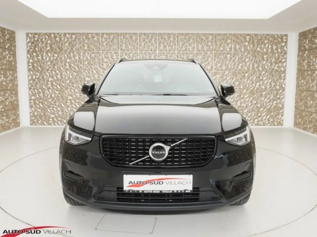 Volvo XC40 Dark Plus
