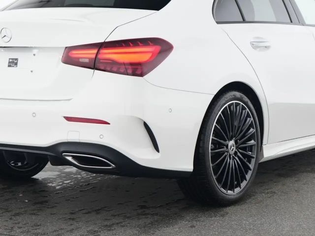 Mercedes-Benz A 200 A 200 d AMG Line