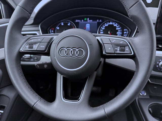 Audi A4 30 TDI Avant S-Tronic