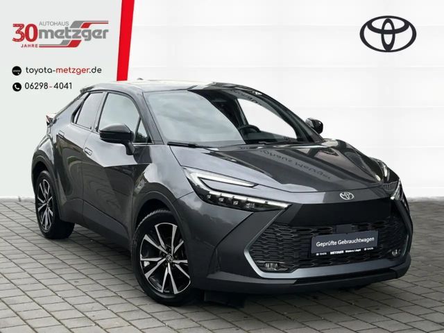 Toyota C-HR Hybride Team D